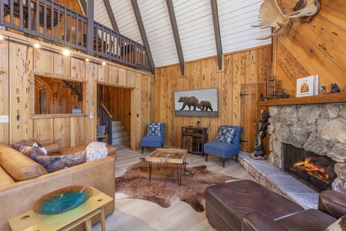 A-Frame Chalet image