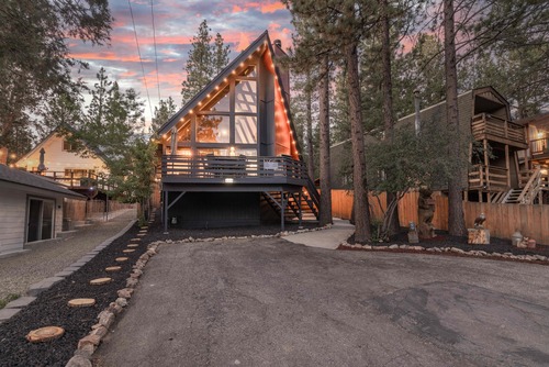 A-Frame Chalet image