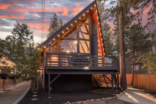 A-Frame Chalet image